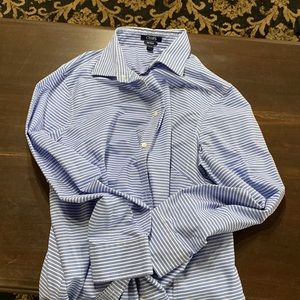Women’s blue striped Chaps shirt size 2X gently worn